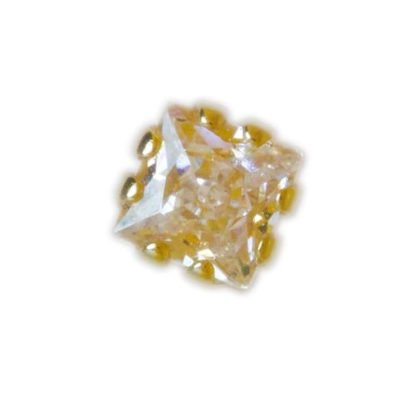 Arranview Jewellery Labret Earring 2mm CZ in 9ct Yellow Gold for Tragus, Conch, Helix, Cartilage, and Lobe - Image 5